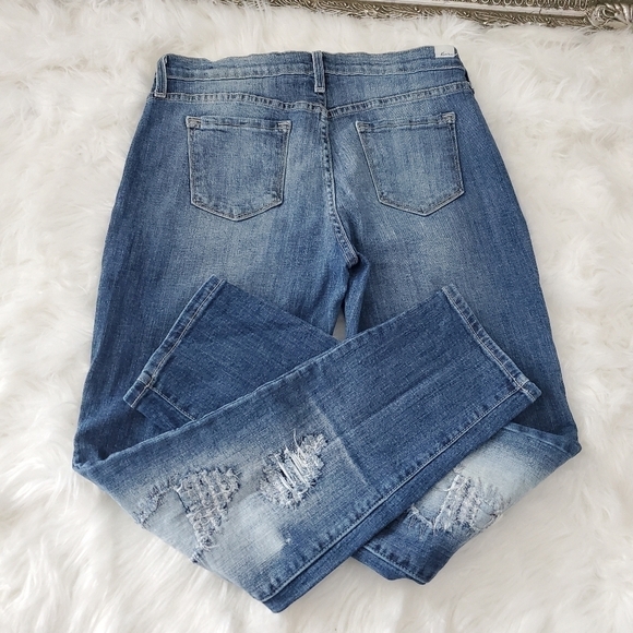KanCan Distroyed Distressed Jeans Size 26. Good preowned condition. - Picture 4 of 10